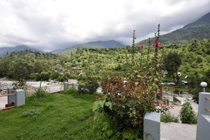 River Side Cottage Manāli Buitenkant foto